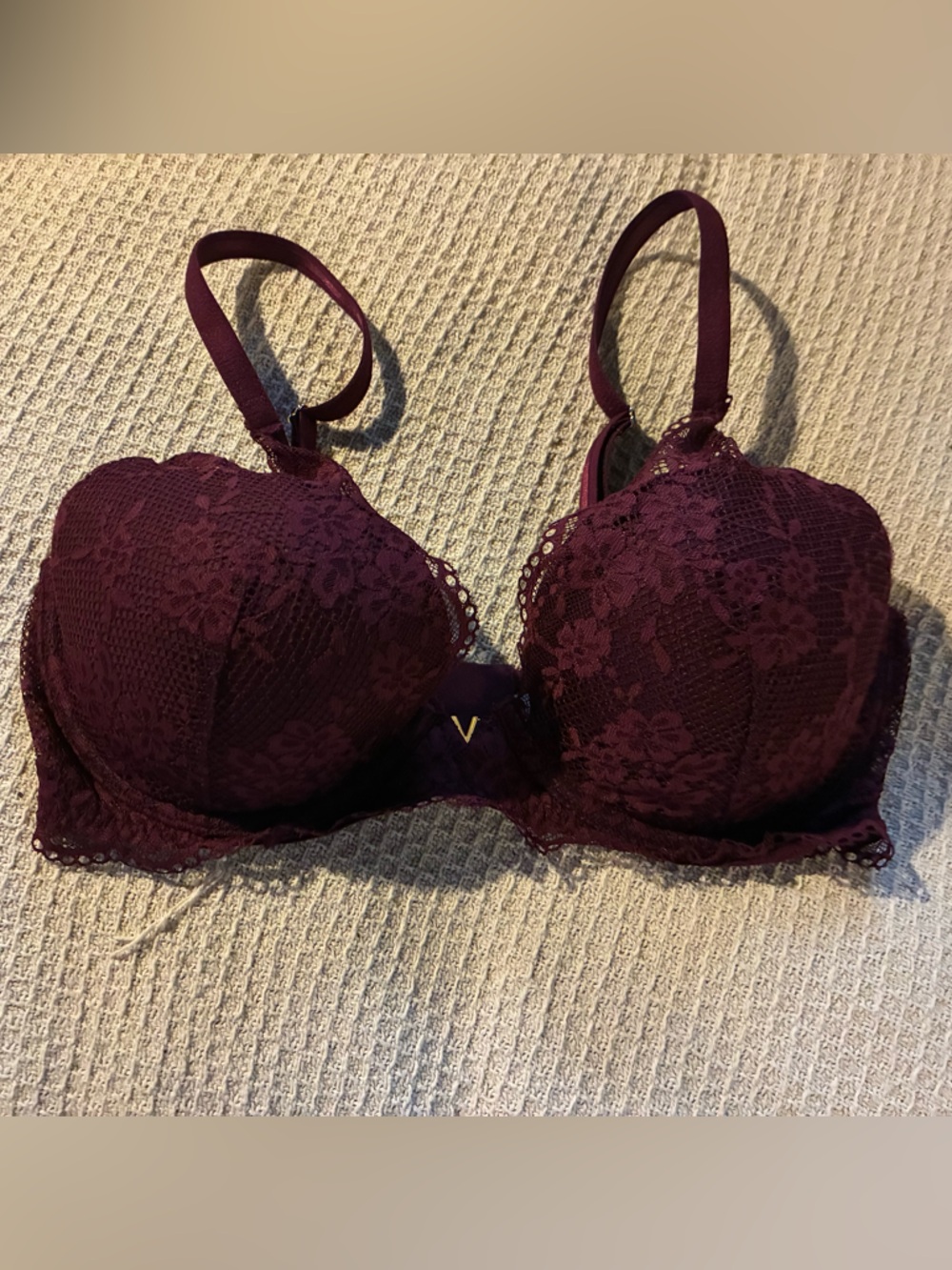 Victoria's Secret Lace Dream Girls Bra in Plum